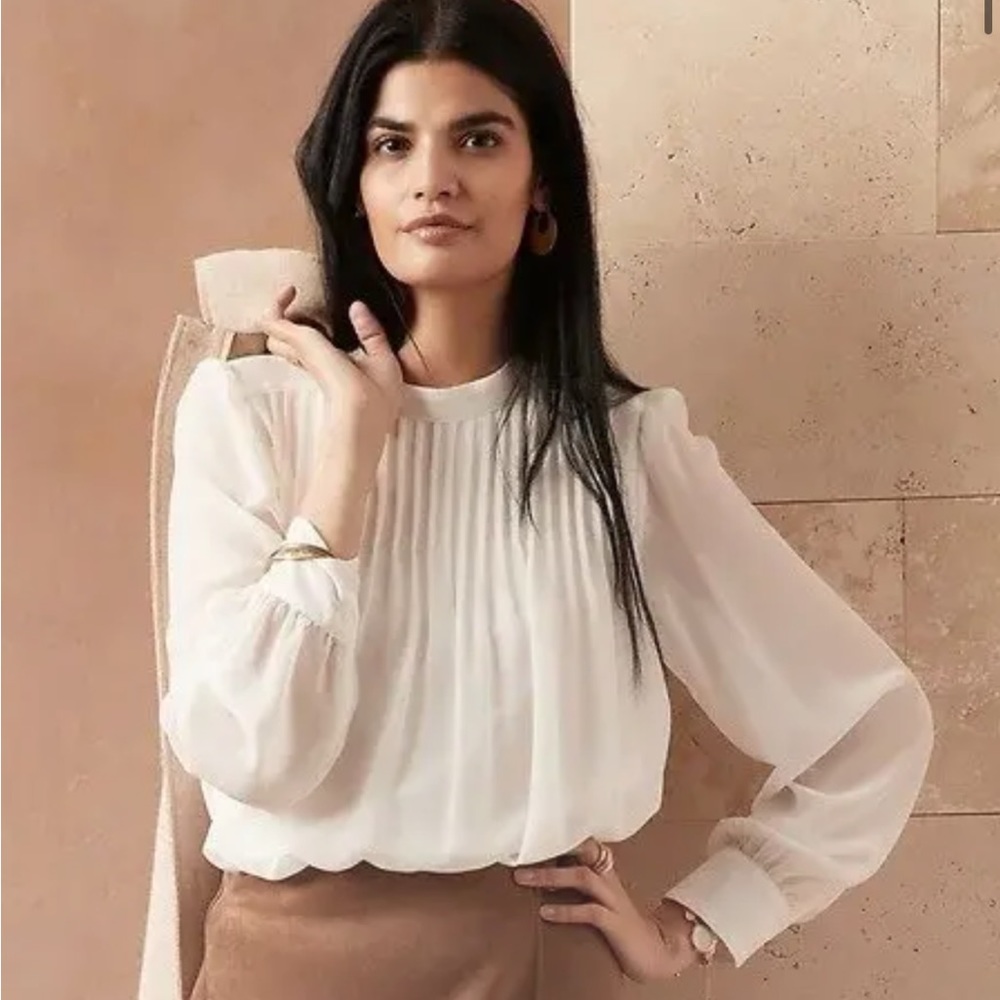 NWT Banana Republic Factory Pleated Mock-Neck Blouse / Snow Day / XL